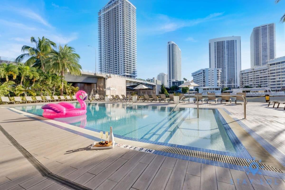 Spectacular View With Balcony, Pool, Near Appartement