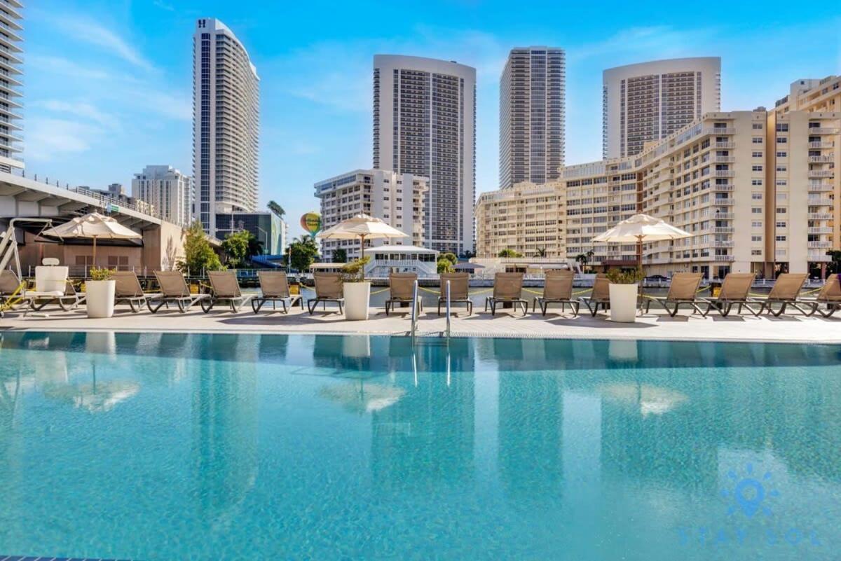 Appartement Spectacular View With Balcony, Pool, Near Hallandale Beach